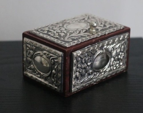 Kleine schatule mit 925 silber - kleine,