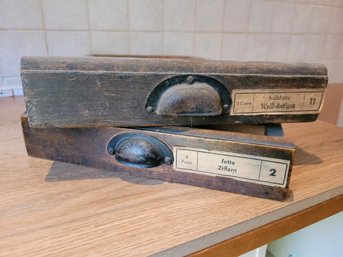 Zwei alte schubladen vintage - alte,